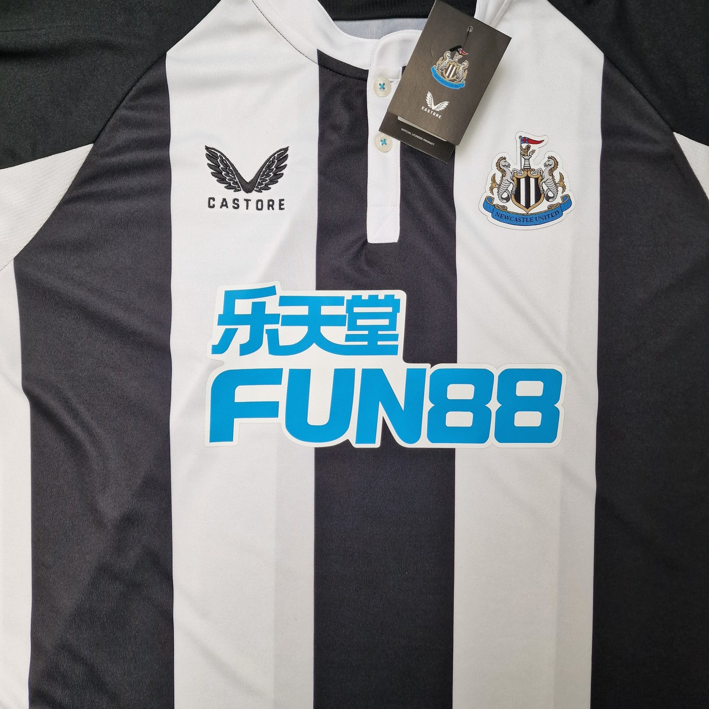 Newcastle United 2021/2022 BNWT Home Football Shirt (4XL)