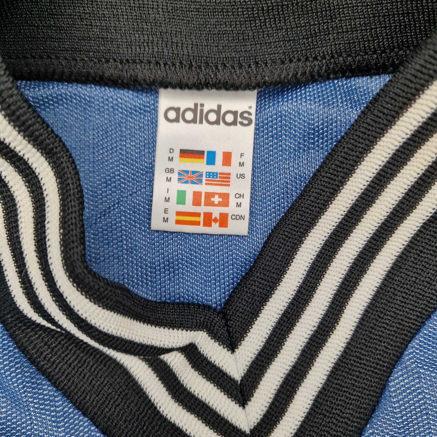 Newcastle United 1996/1997 Long Sleeve Away Football Shirt (M)