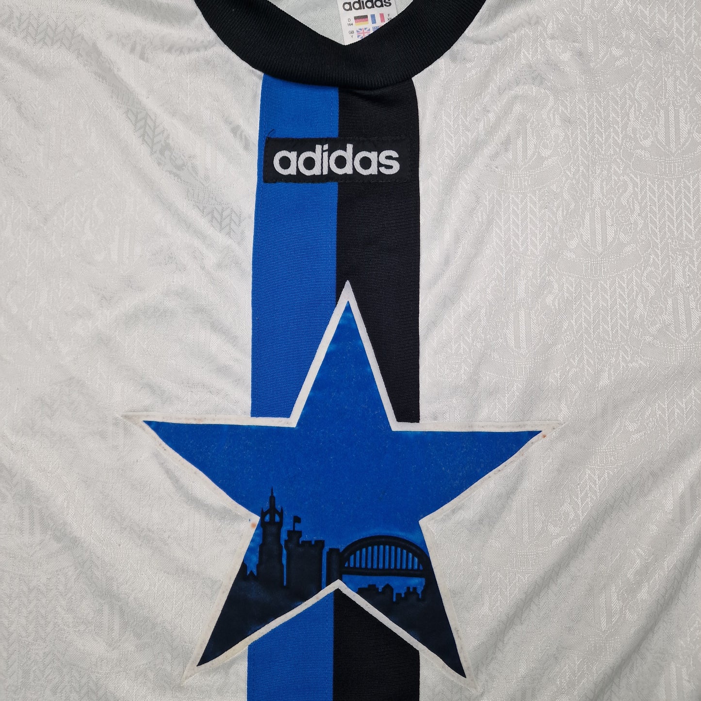 Newcastle United 1995/1996 Football Training Shirt (L Youth)