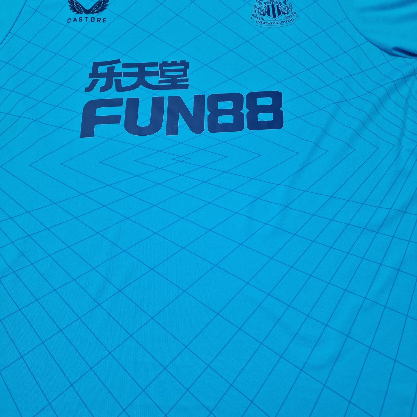 Newcastle United 2021/2022 Third Football Shirt (4XL)