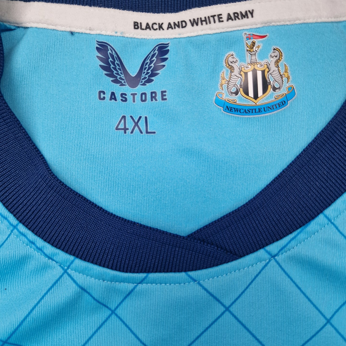 Newcastle United 2021/2022 Third Football Shirt (4XL)