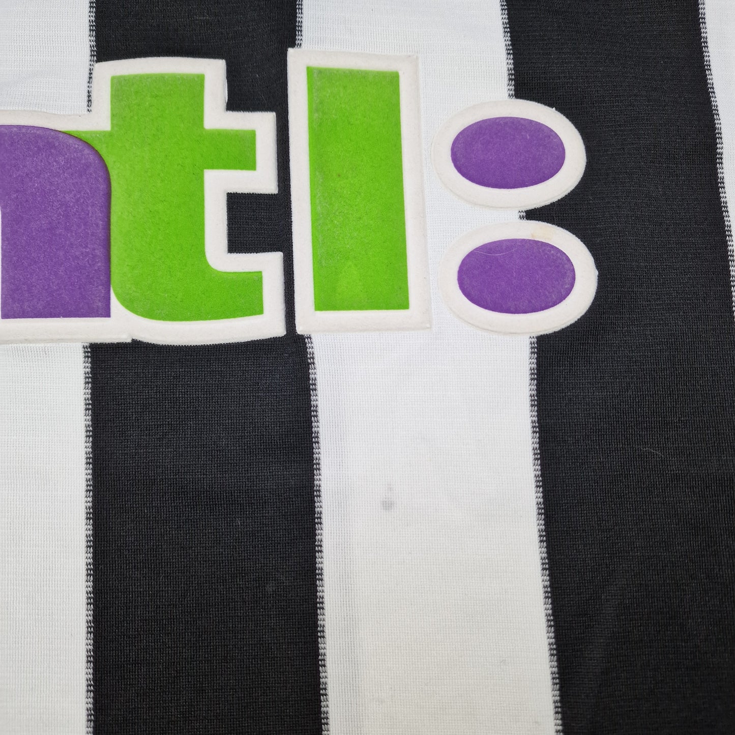 Newcastle United 2000/2001 Home Shirt (L)