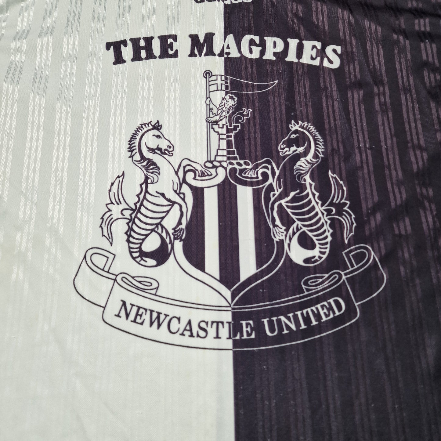 Newcastle United 1995/1996 Football Training Shirt (M Youth)