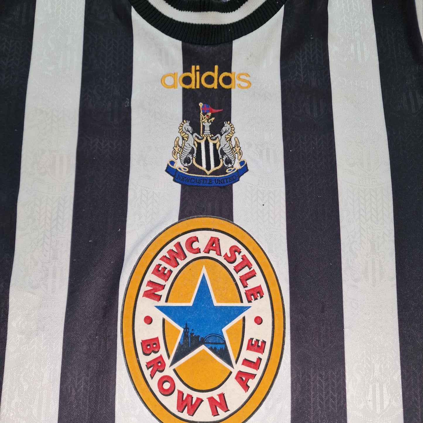 Newcastle United 1997/1999 Home Football Shirt (S)