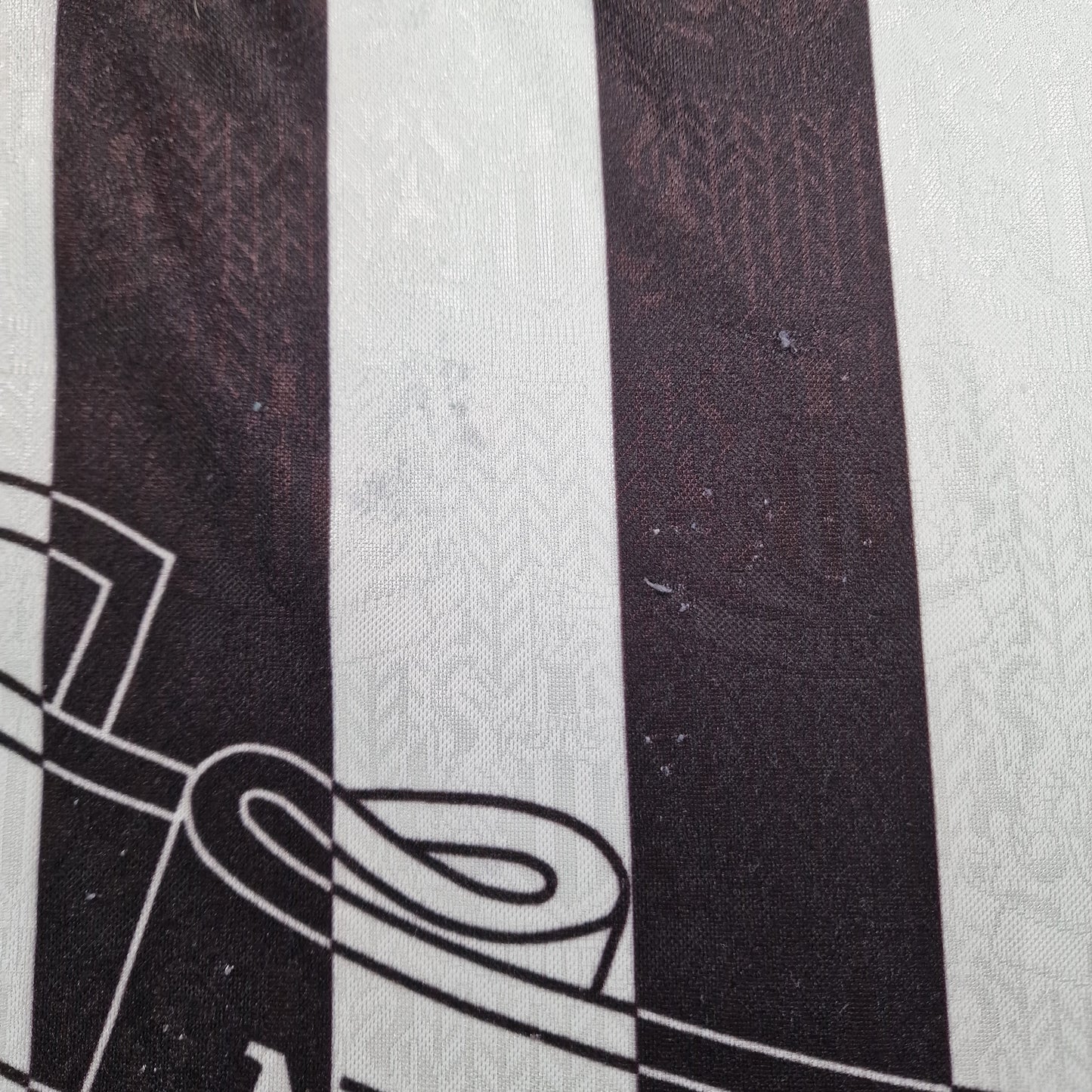 Newcastle United 1997/1999 Home Football Shirt (S)