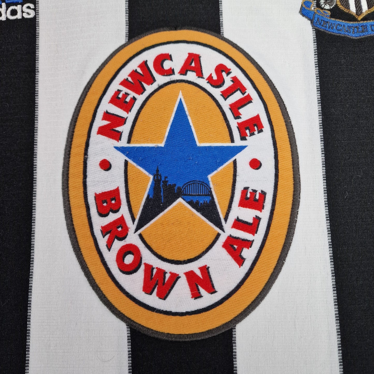 Newcastle United 1999/2000 Home Football Shirt (S)