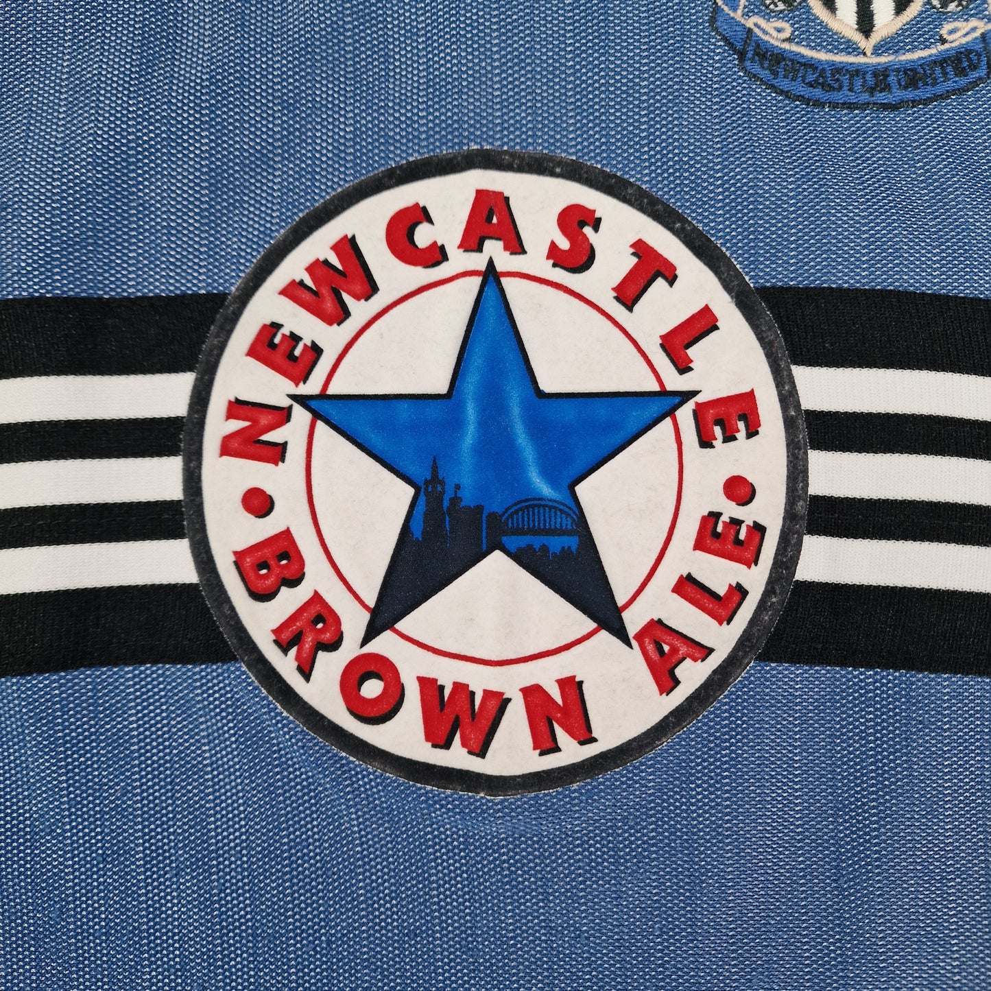 Newcastle United 1996/1997 Away Football Shirt (L Youth)