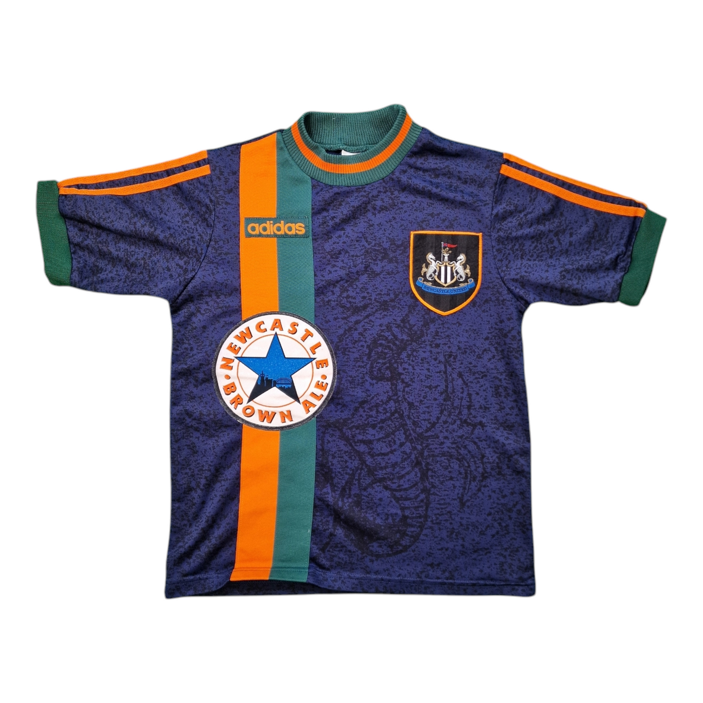 Newcastle United 1997/1998 Away Football Shirt (L Youth)