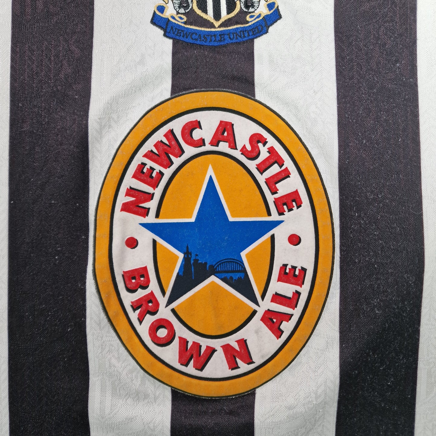 Newcastle United 1997/1999 Home Football Shirt (S) 'Shearer 9'