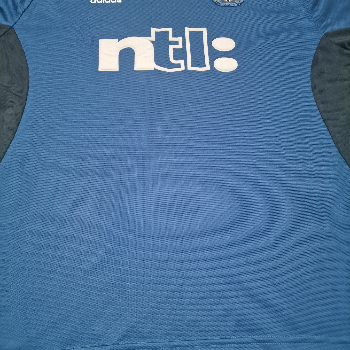 Newcastle United 2001/2002 Away Football Shirt (XL)