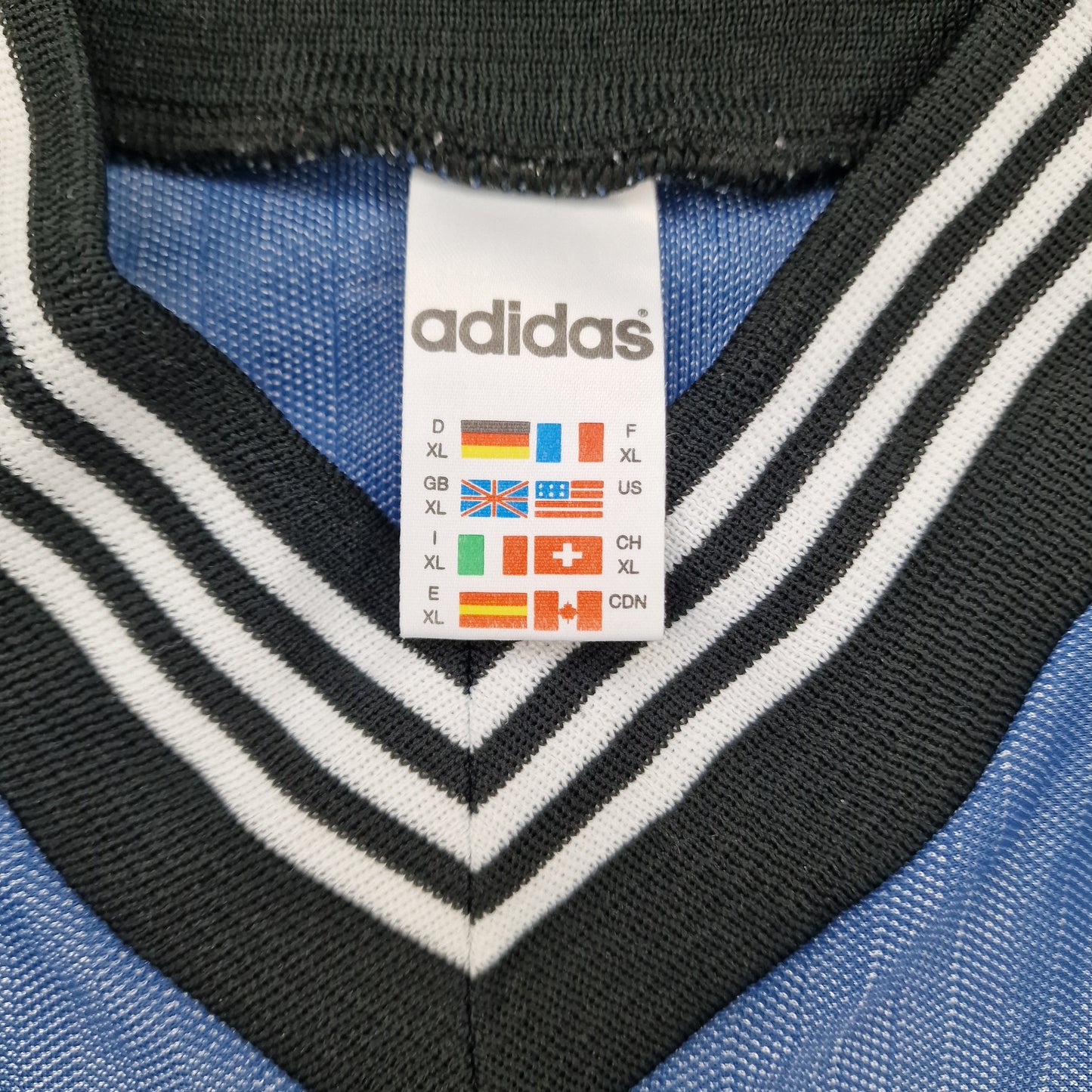 Newcastle United 1996/1997 Long Sleeve Away Football Shirt (XL)