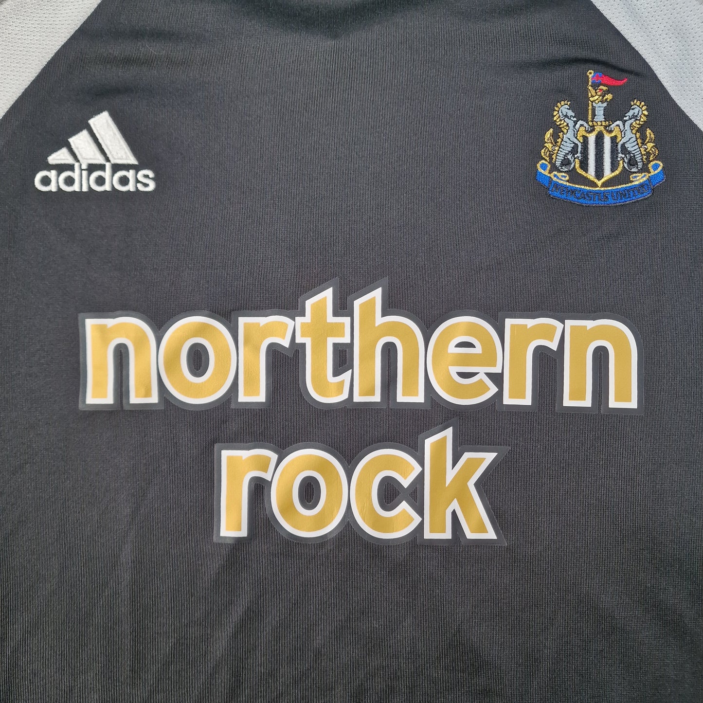 Newcastle United 2005/2006 Adidas Training Shirt BNWT (L)