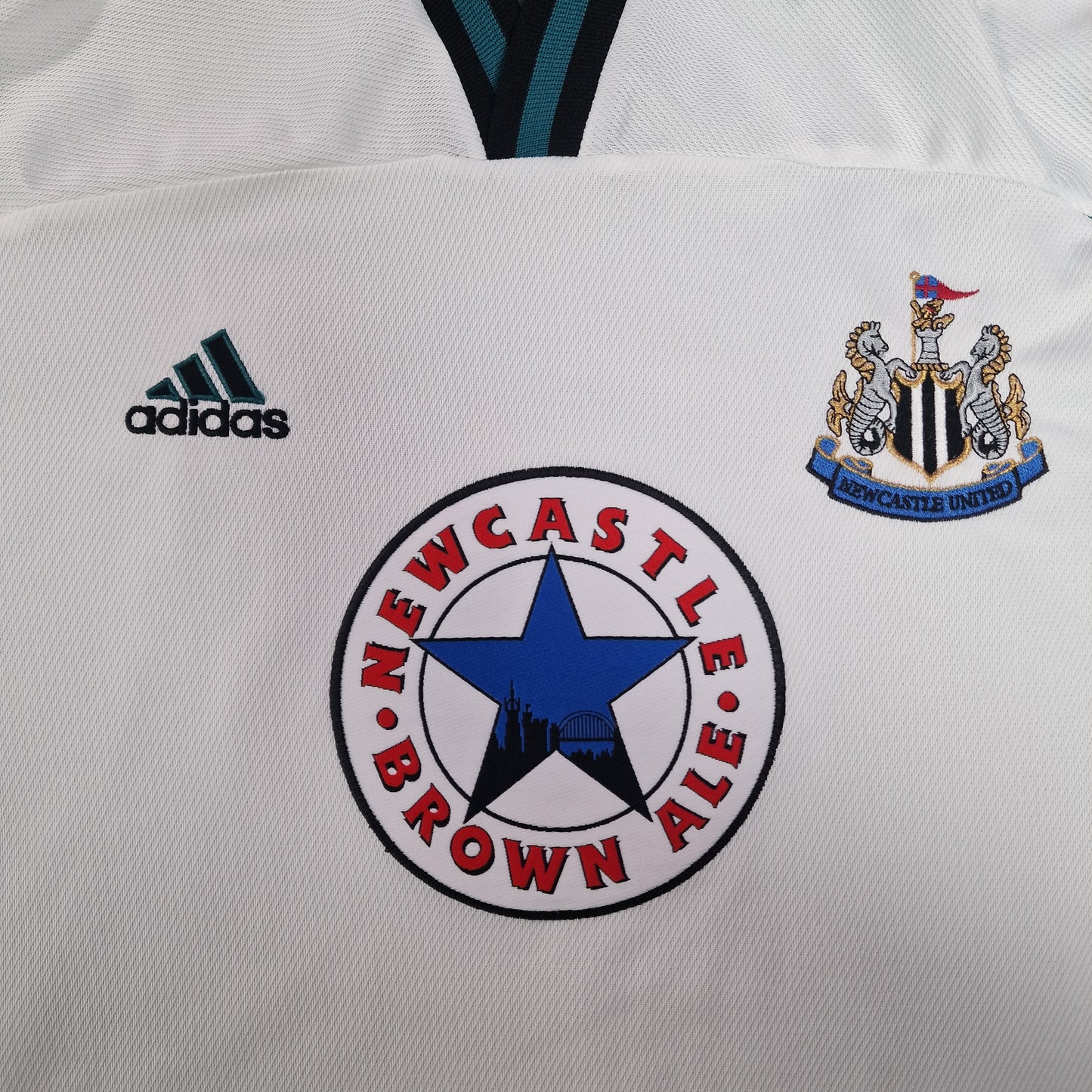 Newcastle United 1999/2000 Away Football Shirt (XL)