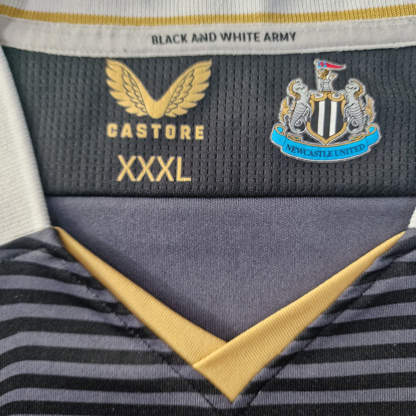 Newcastle United 2021/2022 Away Football Shirt (3XL)