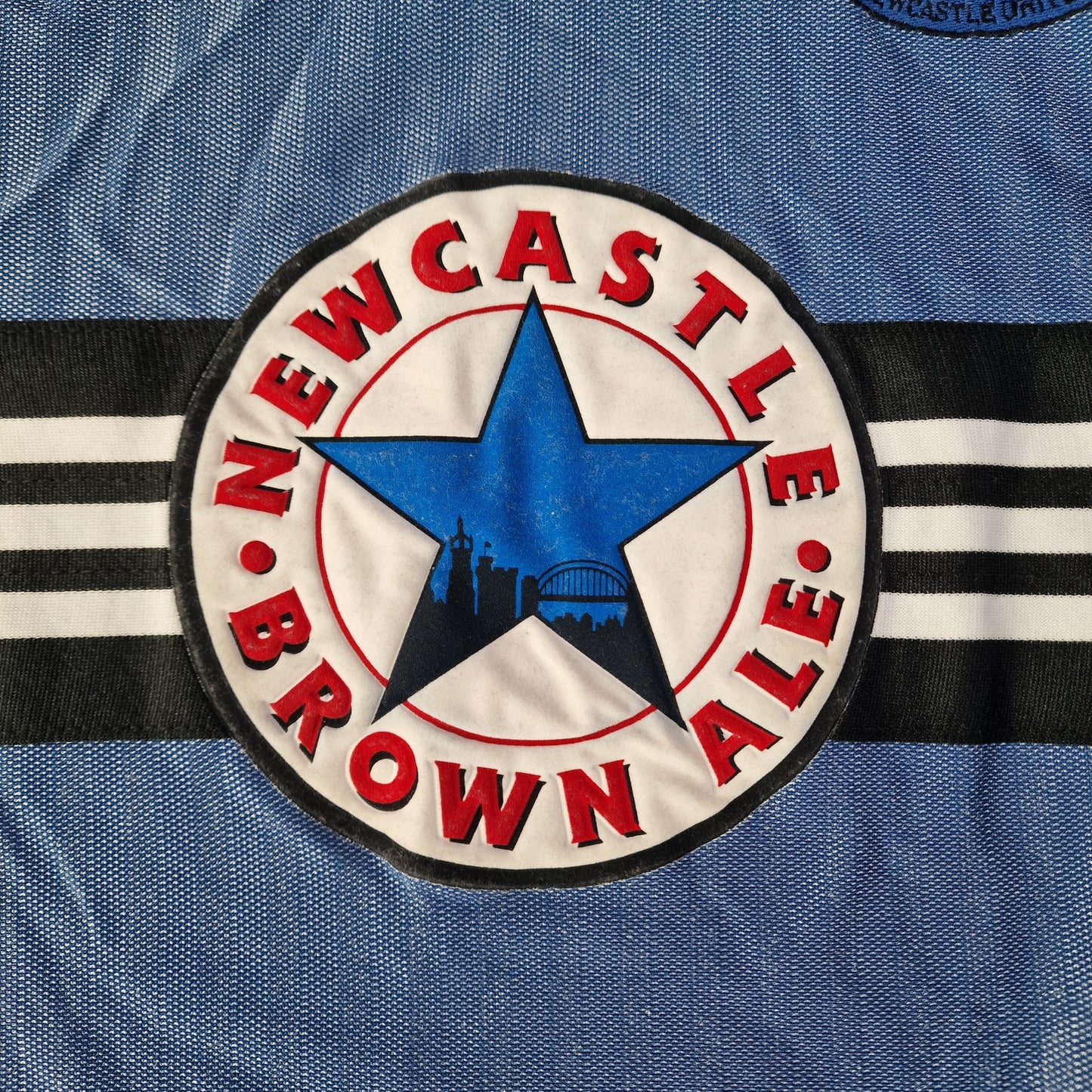 Newcastle United 1996/1997 Away Football Shirt (XL)