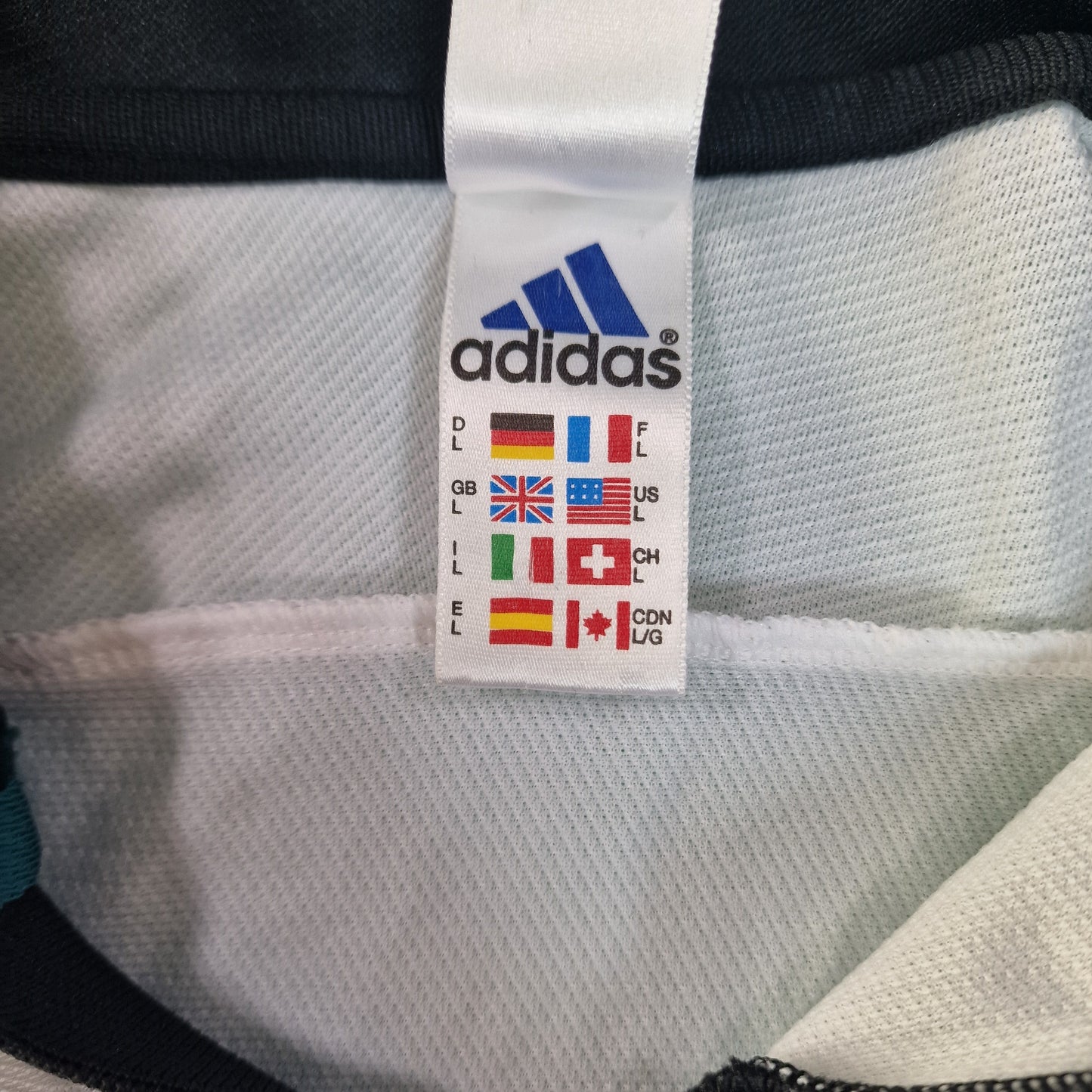 Newcastle United 1999/2000 Away Football Shirt (L)