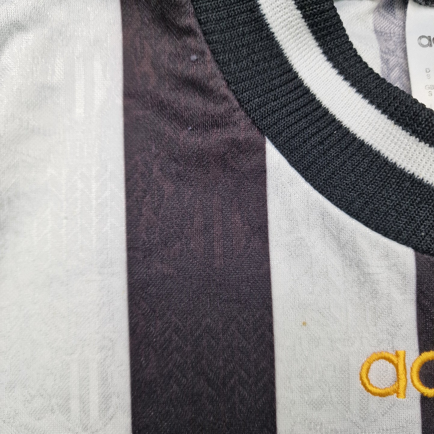 Newcastle United 1997/1999 Home Football Shirt (S)