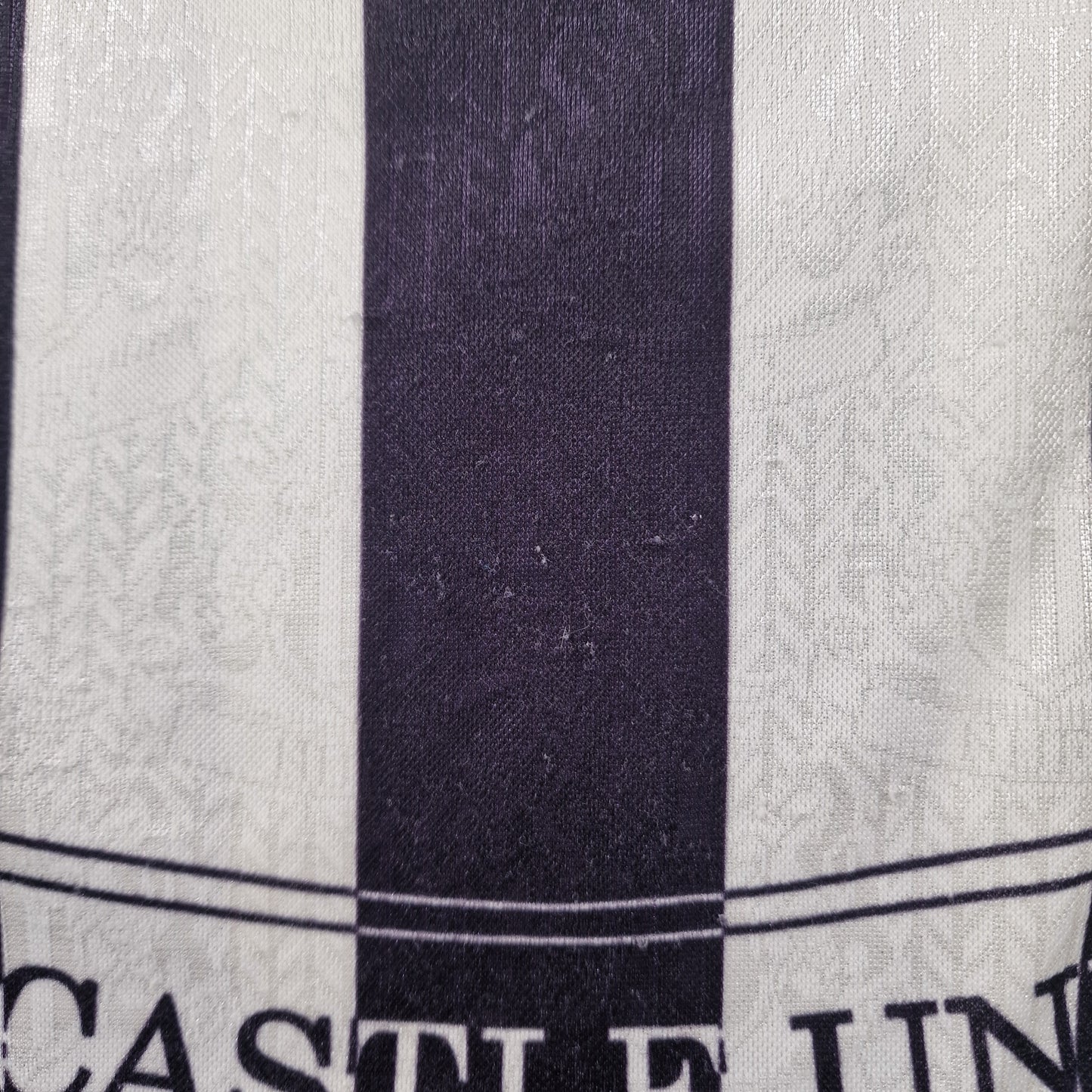 Newcastle United 1997/1999 Home Football Shirt (L Youth) 'Shearer 9'