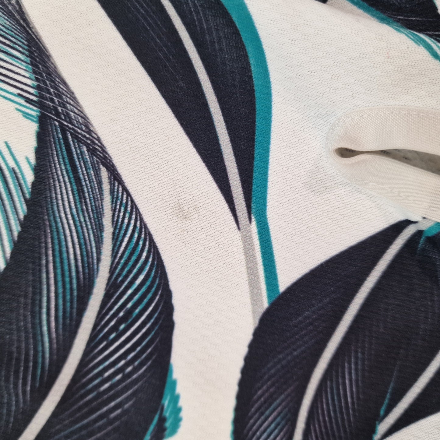 Newcastle United 2024/2025 Pre-Match Training Jumper (XL)