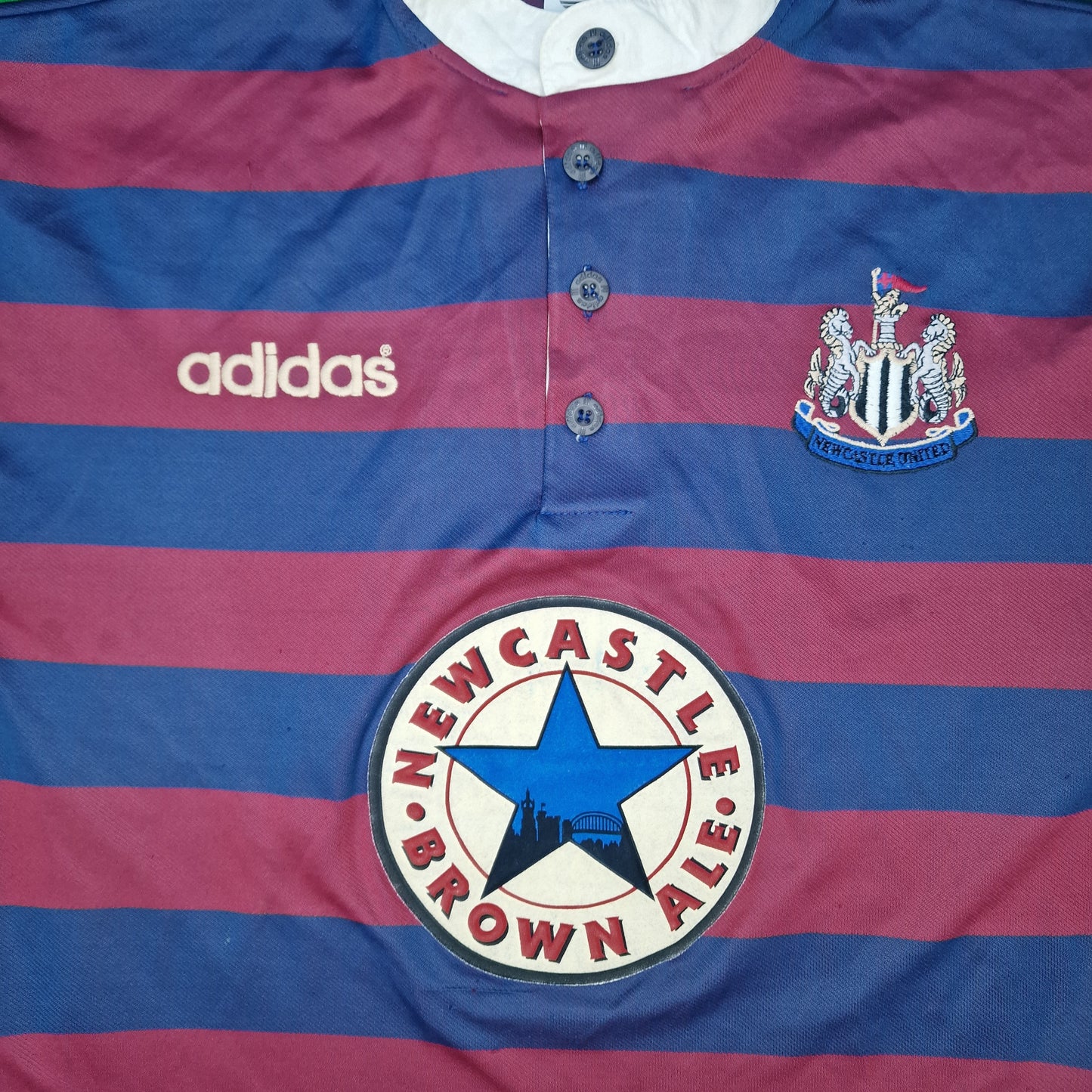 Newcastle United 1995/1996 Away Football Shirt (S) Ferdinand 9