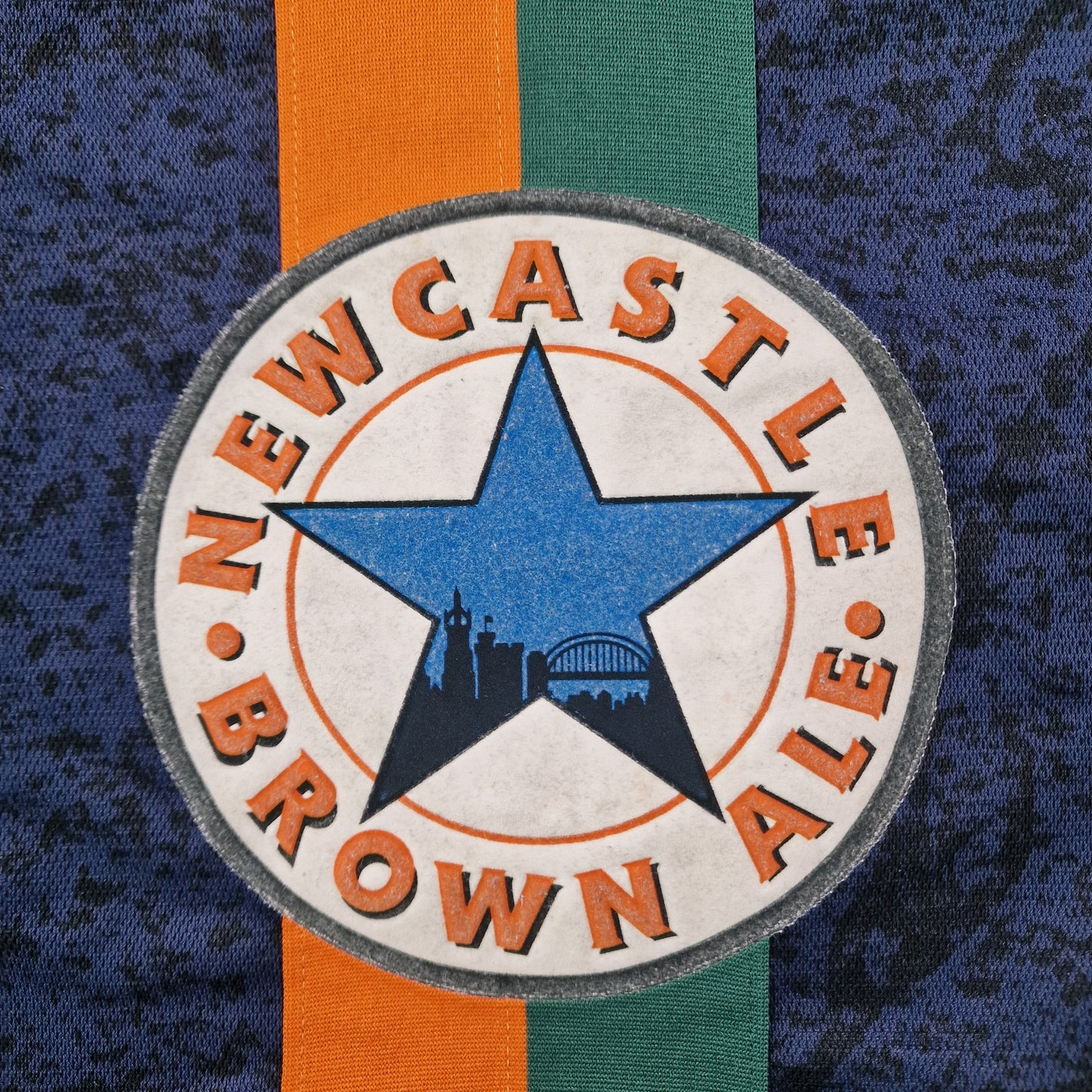 Newcastle United 1997/1998 Away Football Shirt (S)