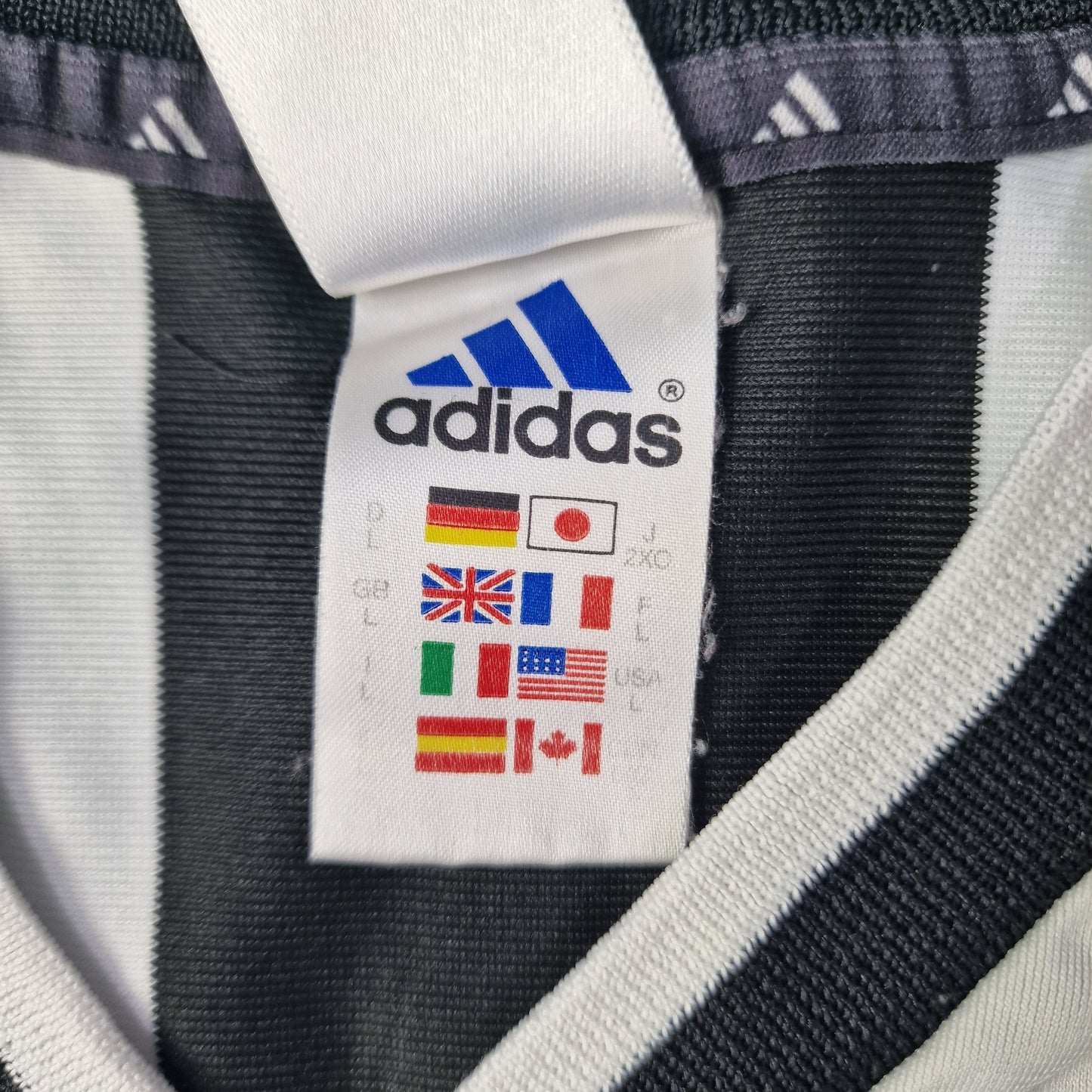 Newcastle United 2001/2003 Home Football Shirt 'Shearer 9' (L)