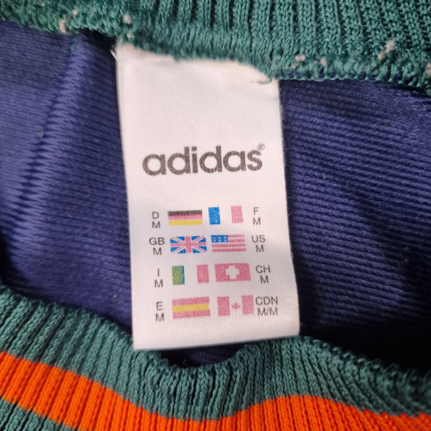 Newcastle United 1997/1998 Away Football Shirt (M)