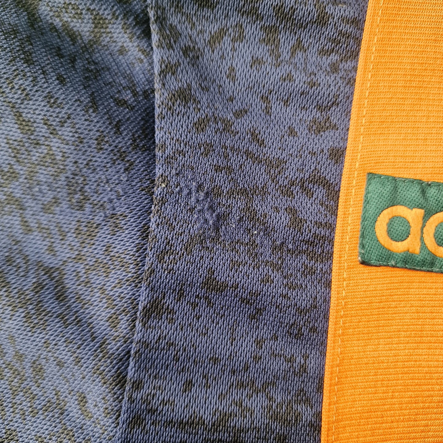 Newcastle United 1997/1998 Away Football Shirt (M)