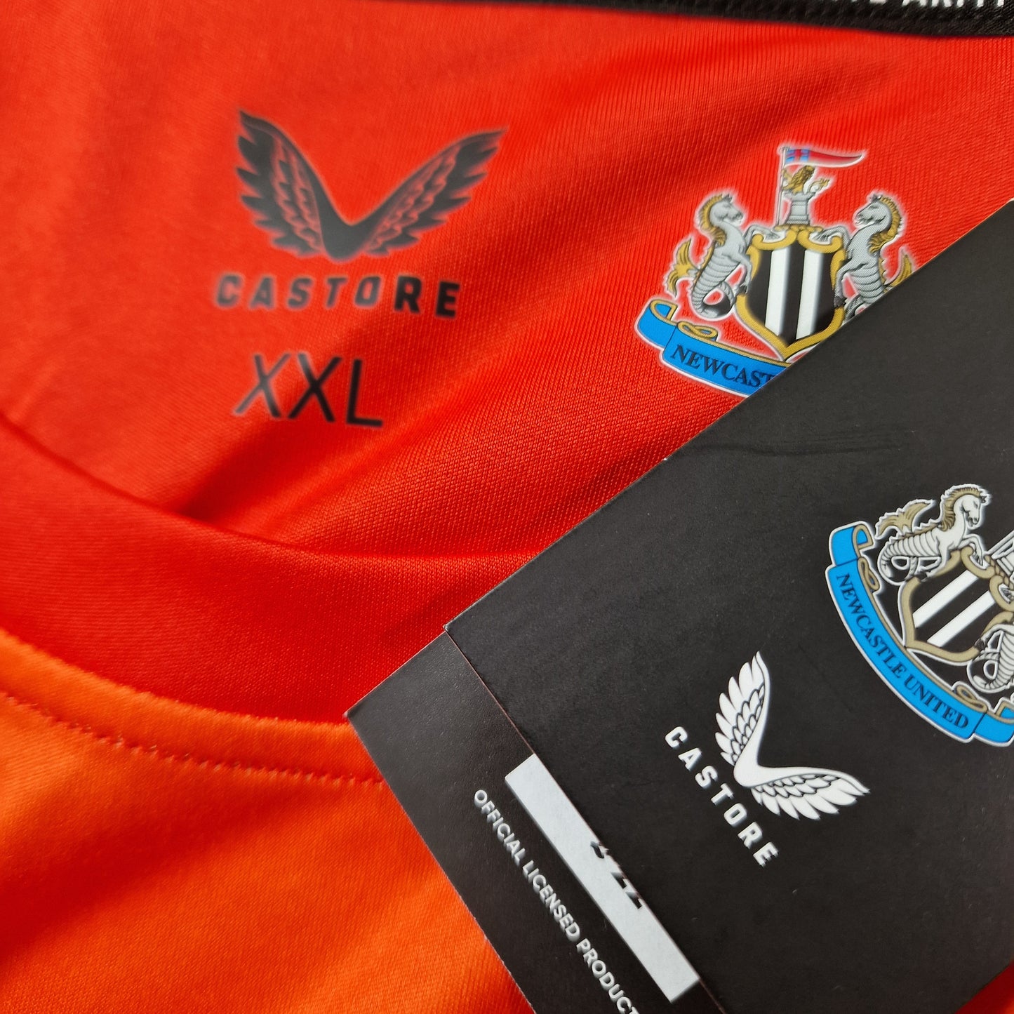 Newcastle United 2021/2022 Training Shirt (XXL)