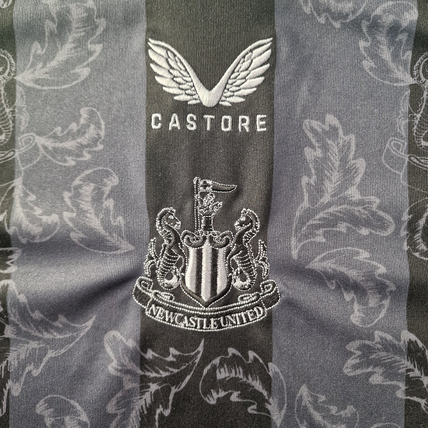 Newcastle United 2022/2023 Anniversary Football Shirt (4XL)