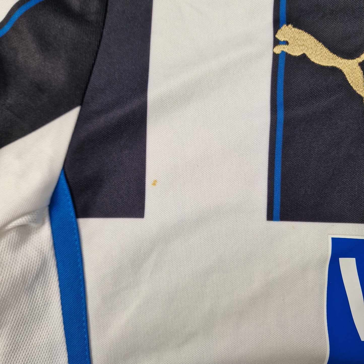 Newcastle United 2013/2014 Home Football Shirt 'mind the gap' (XL)