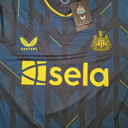Newcastle United 2023/2024 BNWT Pro Third Football Shirt (L)