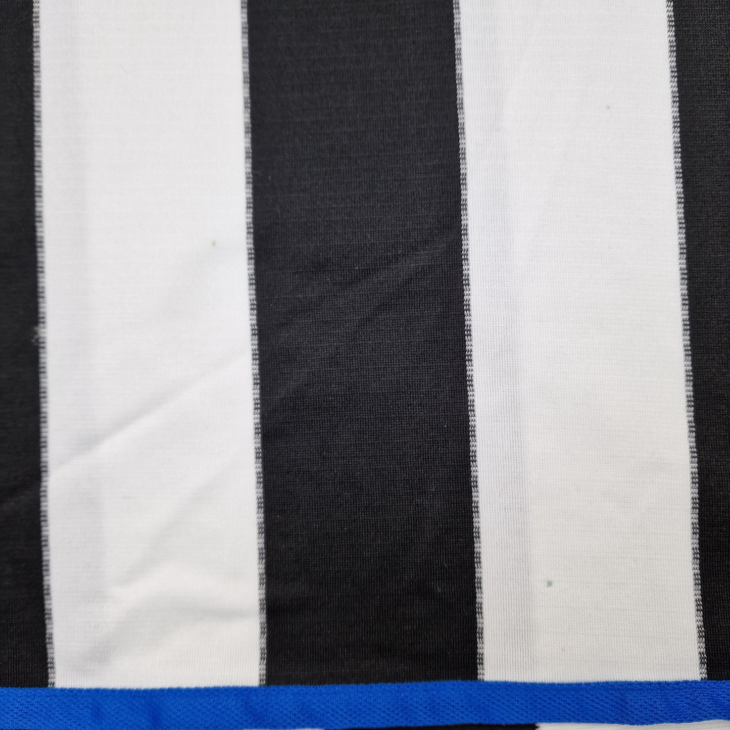 Newcastle United 2000/2001 Home Shirt (L)