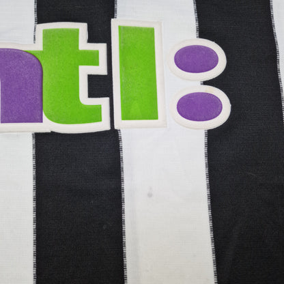 Newcastle United 2000/2001 Home Shirt (L)