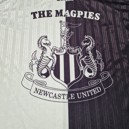 Newcastle United 1995/1996 Football Training Shirt (M Youth)