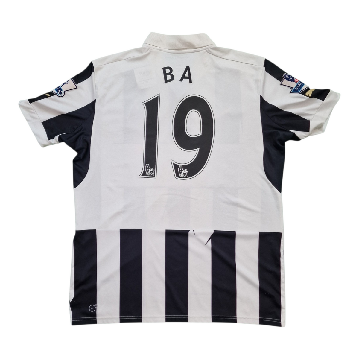 Newcastle United 2012/2013 Home Football Shirt 'BA 19'(L)