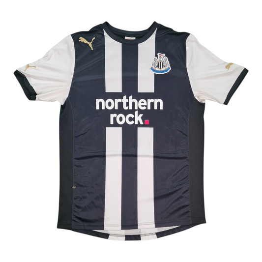 Newcastle United 2011/2012 Home Football Shirt (S)
