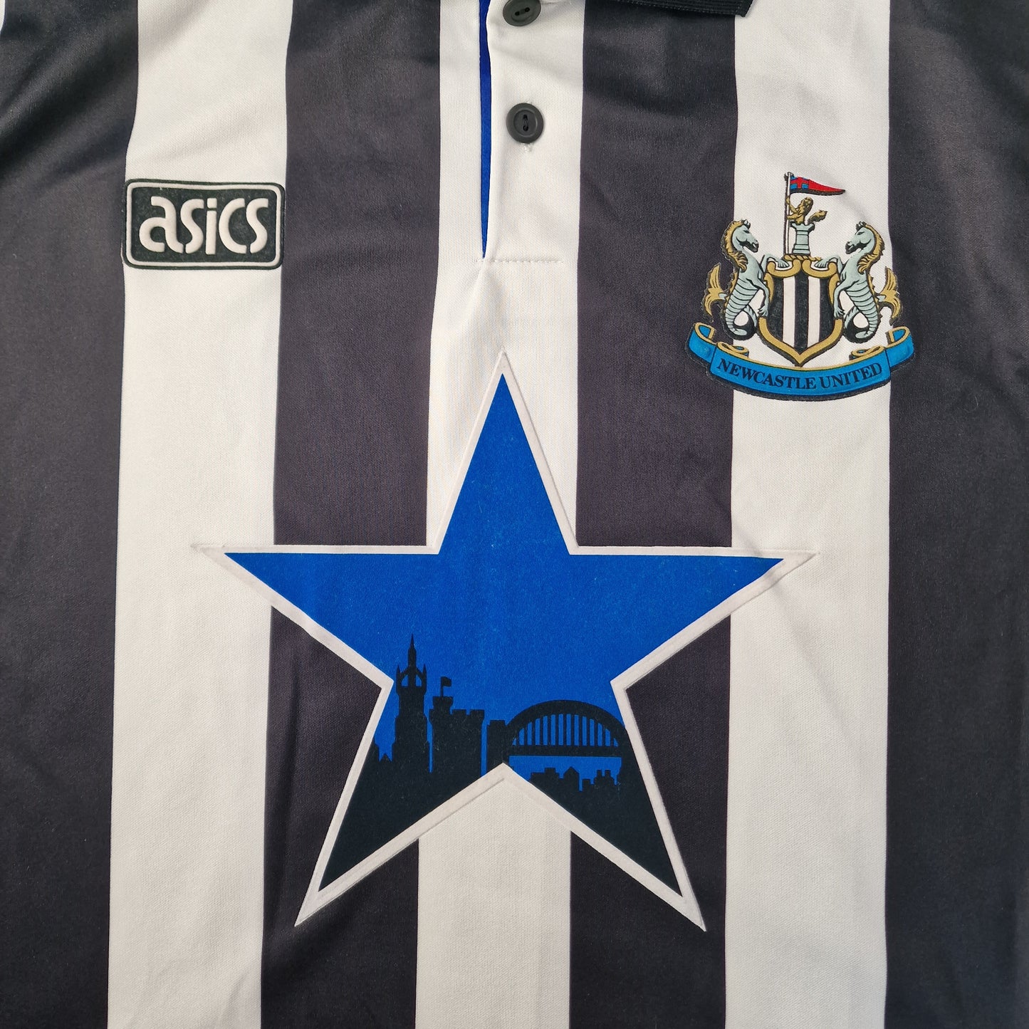 Newcastle United 1993/1995 Home Football Shirt (L)