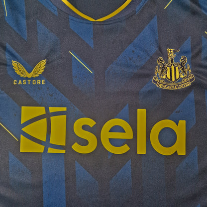 Newcastle United 2023/2024 Third Football Shirt (2XL)