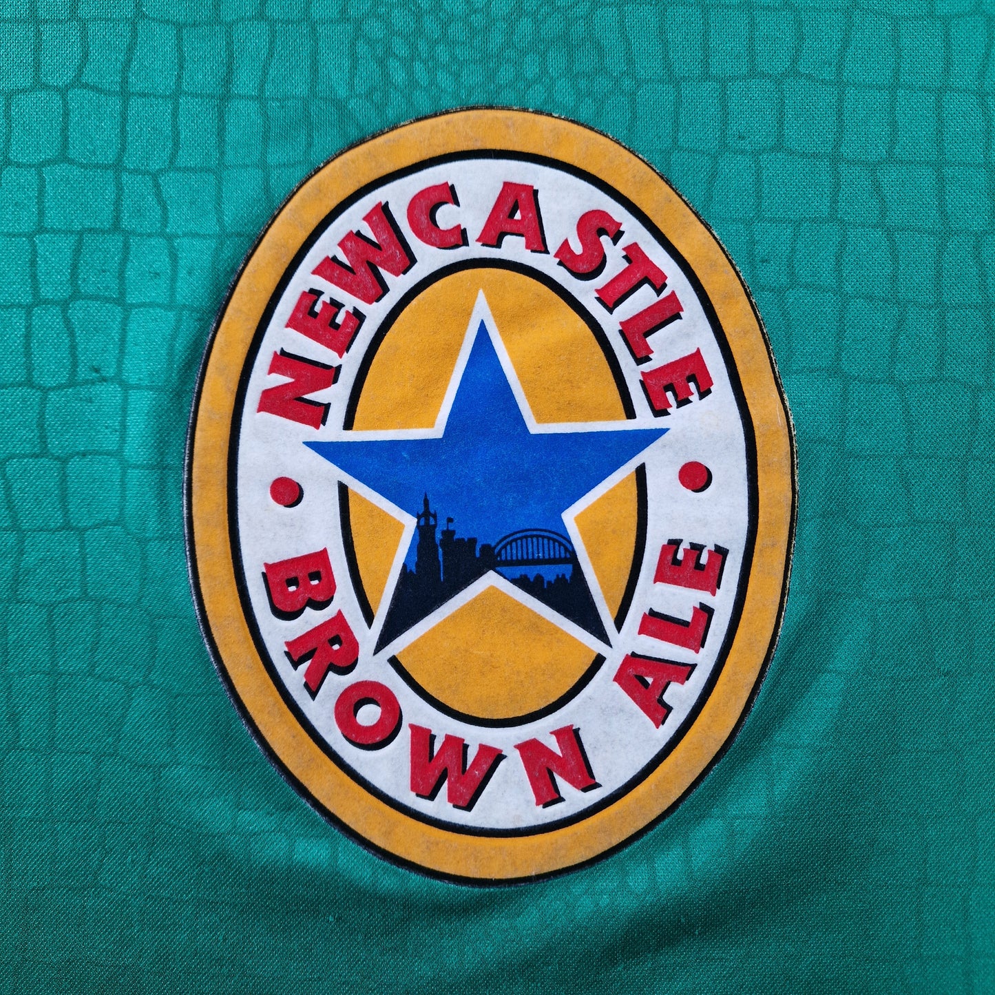 Newcastle United 1997/1998 Keeper Shirt (L Youth)