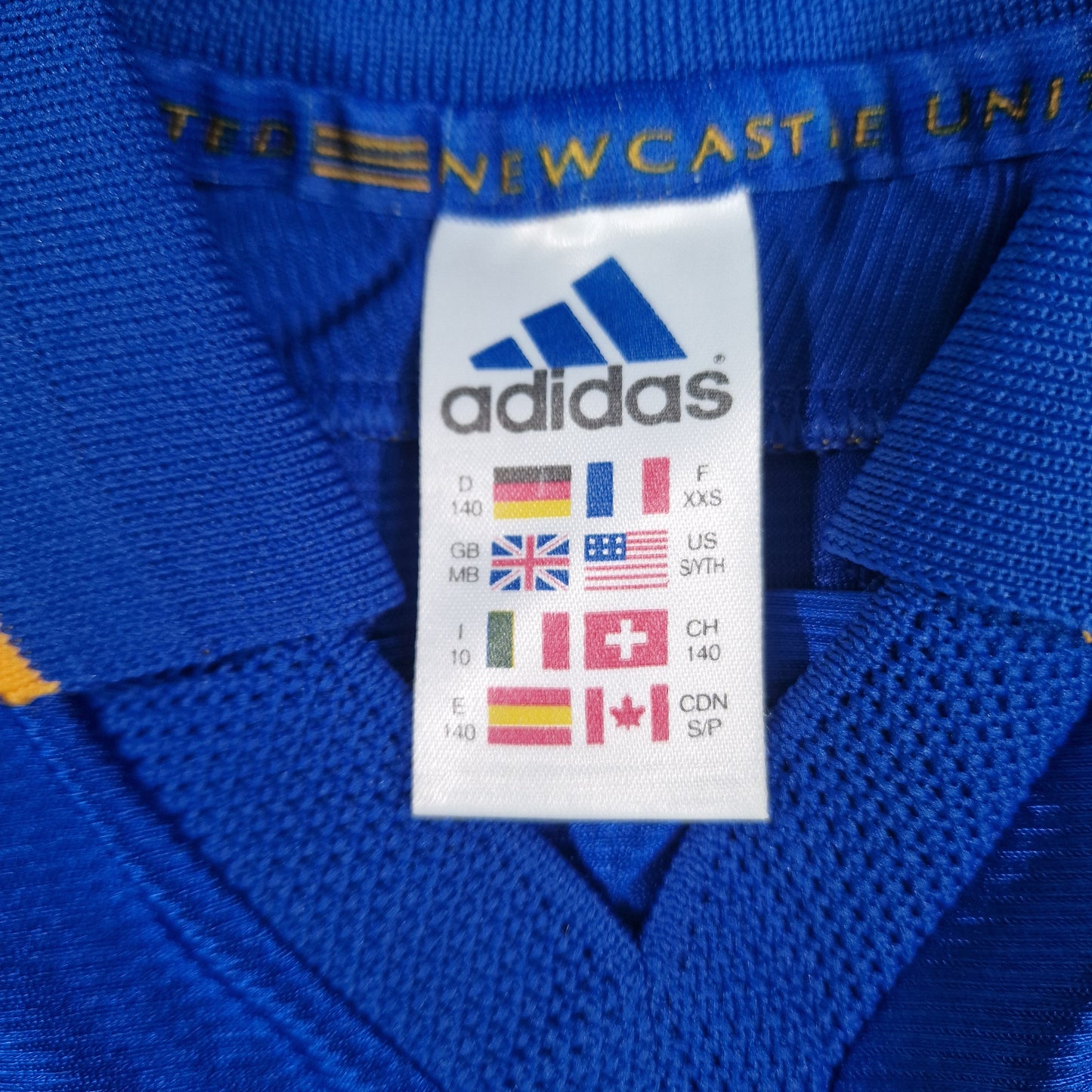 Newcastle United 1998/1999 Away Football Shirt (Youth M)