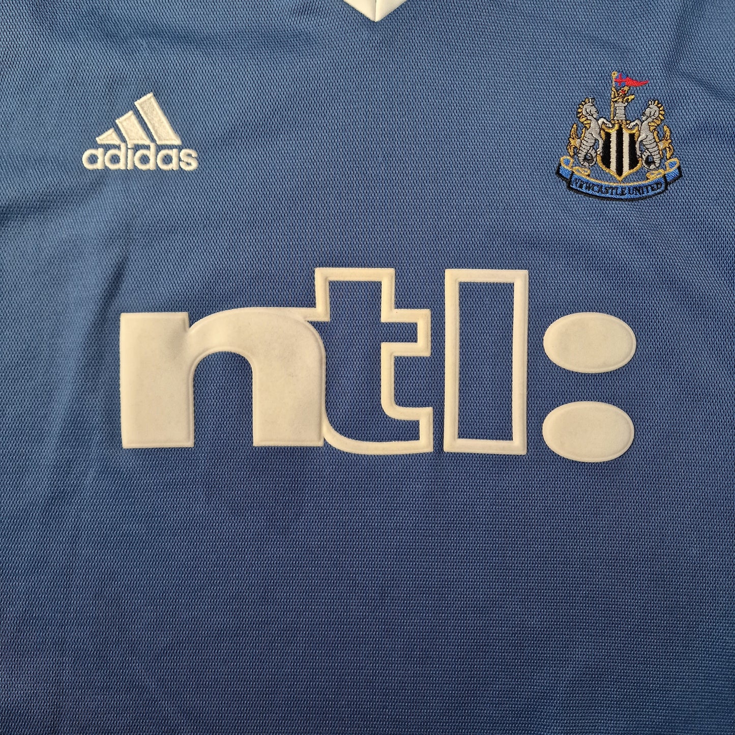 Newcastle United 2001/2002 Away Long Sleeved Football Shirt (XL)