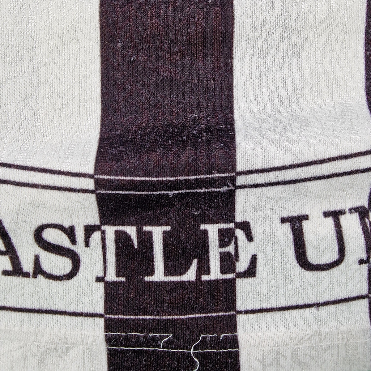Newcastle United 1997/1999 Home Football Shirt 'Asprilla 11' (L Youth)