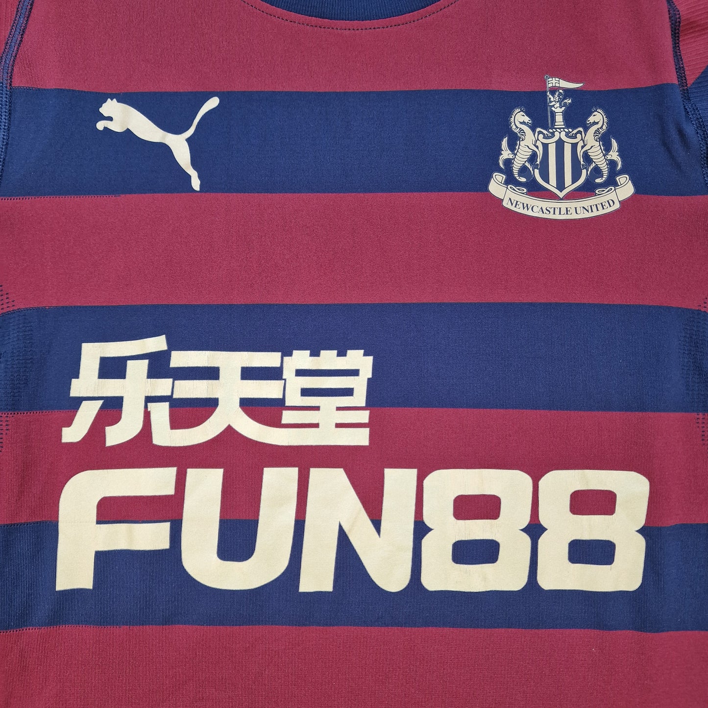 Newcastle United 2018/2019 Player Issue Away Football Shirt (XL)