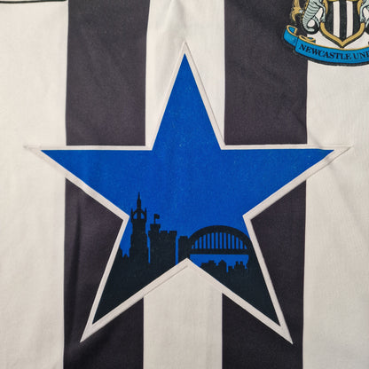 Newcastle United 1993/1995 Home Football Shirt (L)