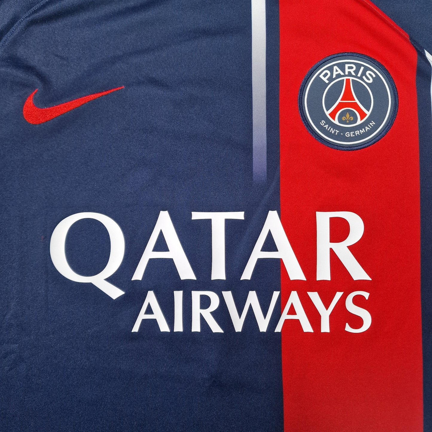 Paris Saint-Germain 2023/2024 Home Football Shirt 'Mbappe 7' (L)
