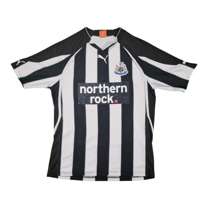 Newcastle United 2010/2011 Home Football Shirt (M)
