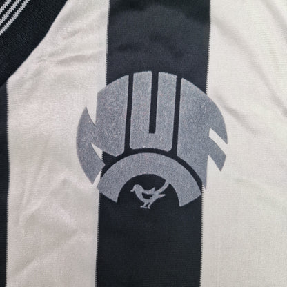 Newcastle United 1984/1987 Home Football Shirt (S)