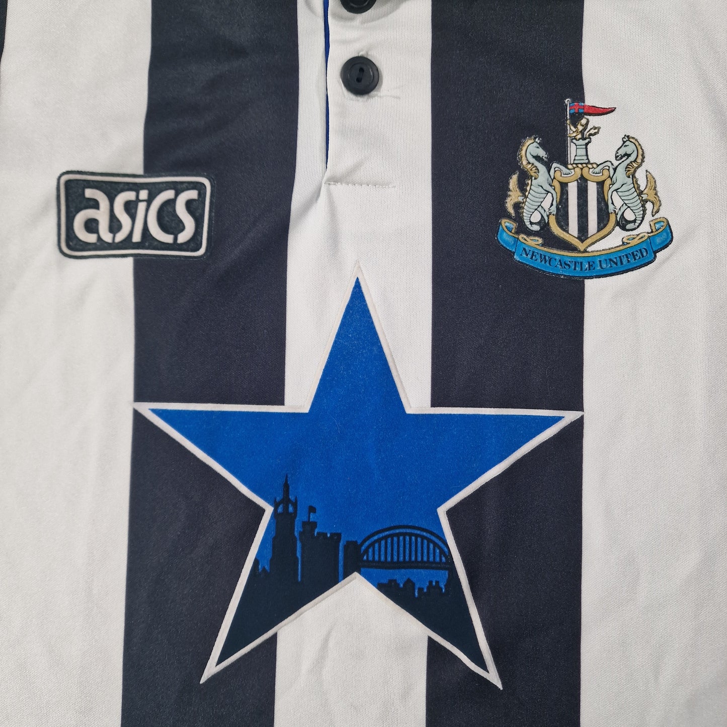 Newcastle United 1993/1995 Home Football Shirt (L Youth)