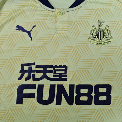 Newcastle United 2020/2021 Away Football Shirt (XL)